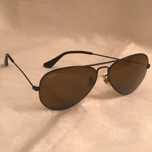 Ray Ban Aviator sunglasses